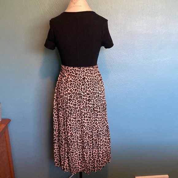 Animal Print Skirt - Picture 2 of 3